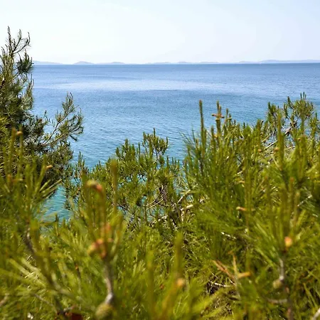 Sea Side Apartment *